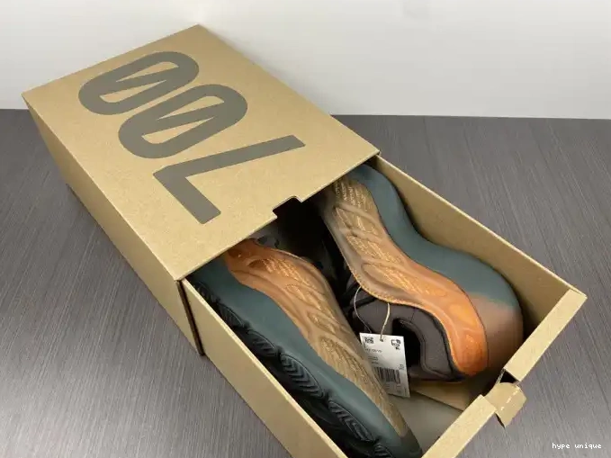 hype Yeezy GY4109 Boost Copfade Adidas 700 V3 0518